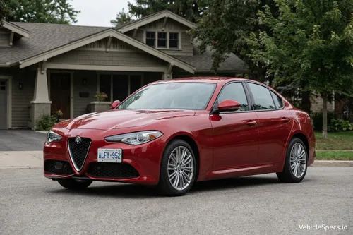 Alfa Romeo Giulia (952)