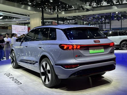 Audi Q6 e-tron (GF) - view 2