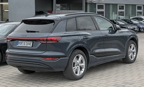 Audi Q6L e-tron (GF) - view 2