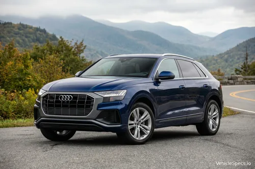 Audi Q8 (4M)