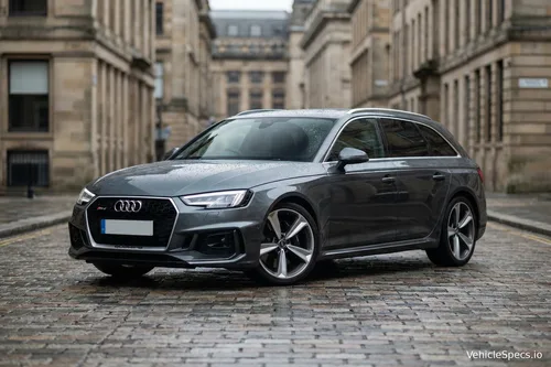 Audi RS4 Avant (B9)