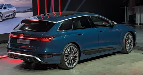 Audi S6 Avant e-tron - view 2