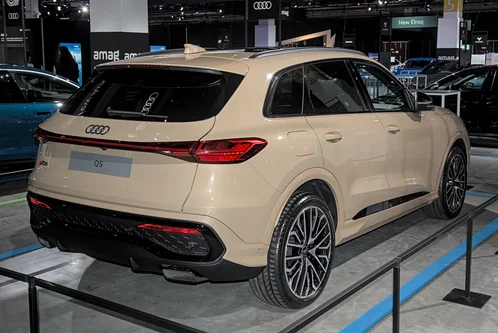 Audi SQ5 III - view 2