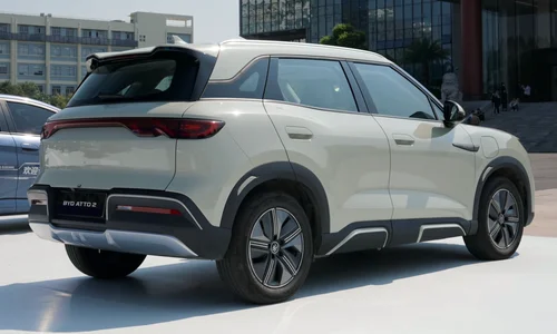 BYD Yuan Up - view 2