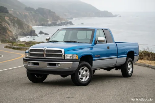 Dodge Ram 2500HD Club Cab Long Bed (BR/BE)