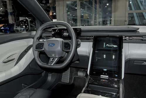 Ford Capri EV - view 3