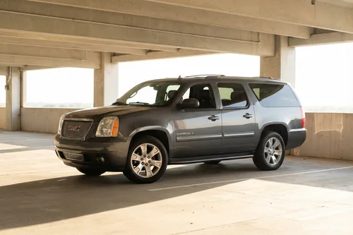 GMC Yukon XL III (GMT900)