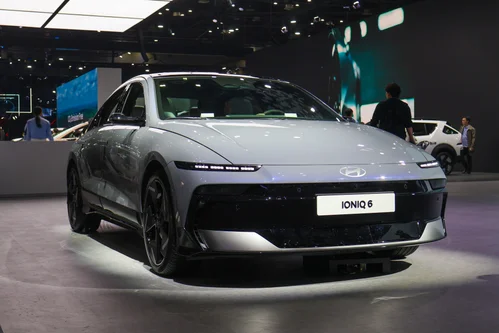 IONIQ 6