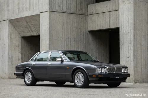 Jaguar XJ (XJ40/XJ81)