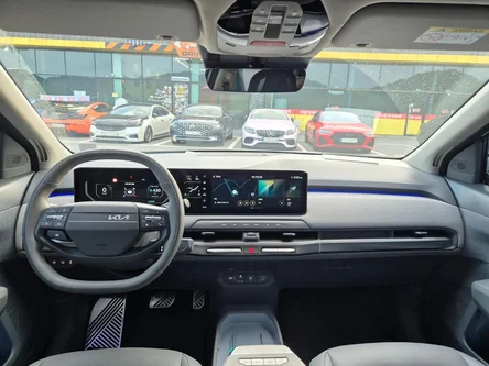 Kia EV3 - view 3