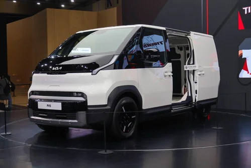 Kia PV5 Cargo L2/H1 - view 2