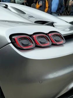 Koenigsegg CC850 - view 3