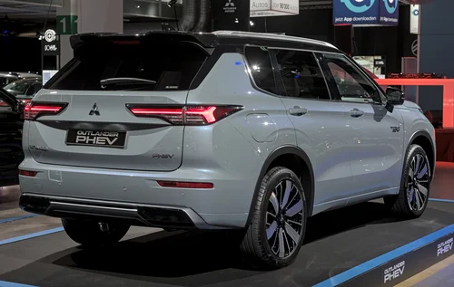 Mitsubishi Outlander IV (Phase 2 2024) - view 2