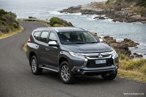 Mitsubishi Pajero Sport III