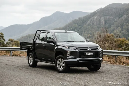 Mitsubishi Triton V Club Cab Chassis (Phase 2 2019)