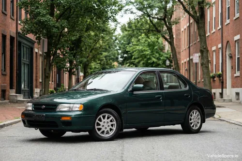 Nissan Altima I
