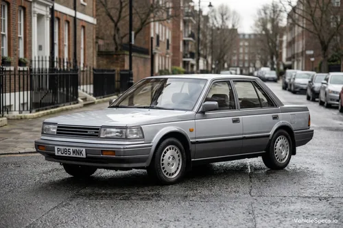 Nissan Maxima II (PU11)