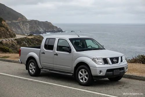 Nissan Navara III (D40)
