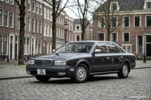 Nissan President (HG50)