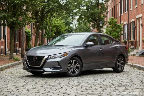 Nissan Sentra VIII (B18)