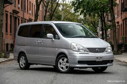 Nissan Serena (C24)