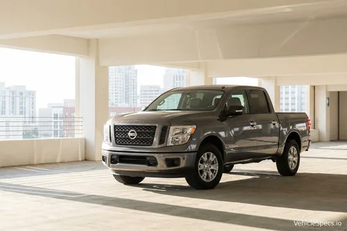 Nissan Titan II Crew Cab