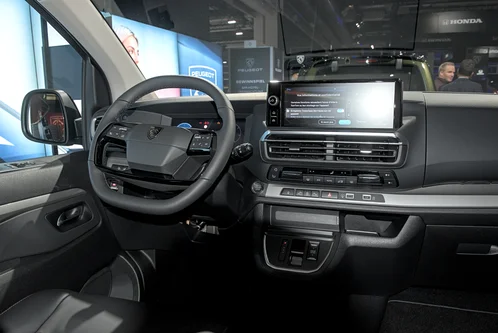 Peugeot Traveller L3 (Phase 2 2024) - view 2
