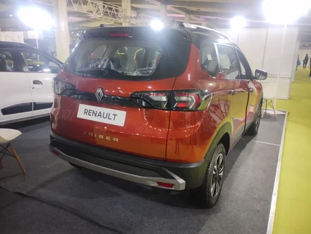 Renault Triber (Phase 2 2025) - view 2