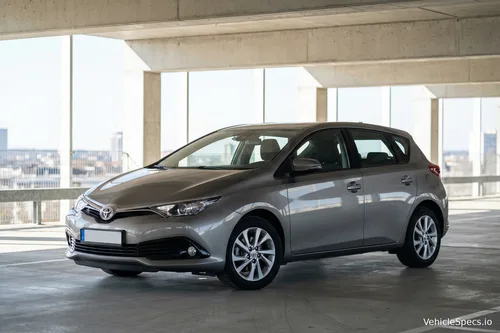 Toyota Auris II (Phase 2 2015)