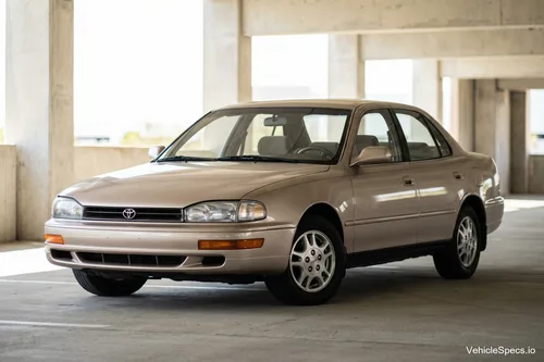 Toyota Camry III (XV10)