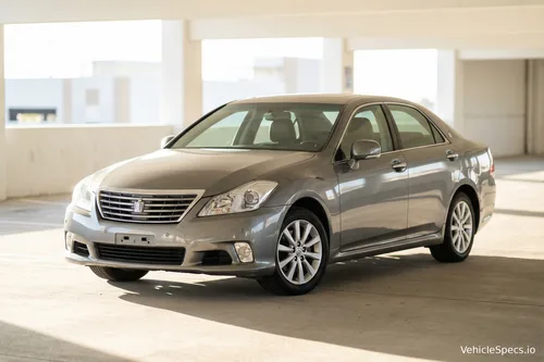 Toyota Crown XIV Athlete (S210)