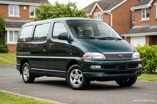 Toyota Regius Ace (H100)