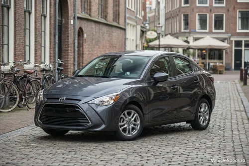Toyota Yaris iA
