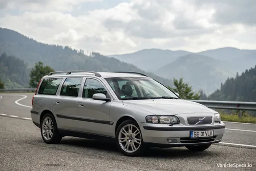 Volvo V70 II