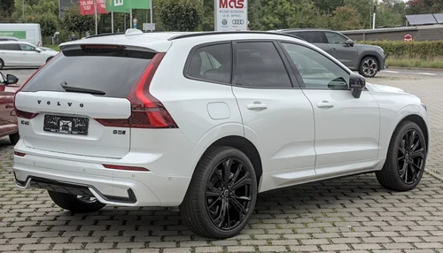 Volvo XC60 II (Phase 2 2025) - view 2